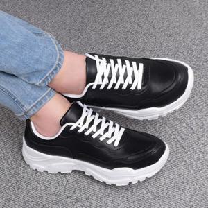운동화 수입 스니커즈 스포츠화 트렌디 여성 일상 패션 운동화 편안한