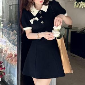 원피스 카라 배색 반팔 리본브로치 블랙 키작녀패션