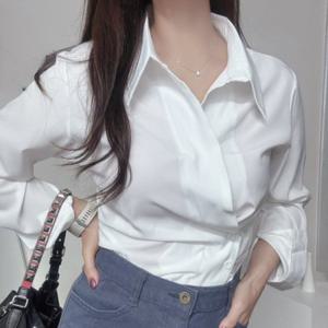 도트랩블라우스 여성 브이넥 프릴 허리셔링 데이트룩