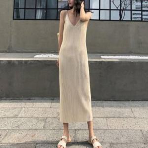 우먼즈 V넥 슬립 실속있는 나시 롱원피스 아이보리 1P 여유핏 스커트