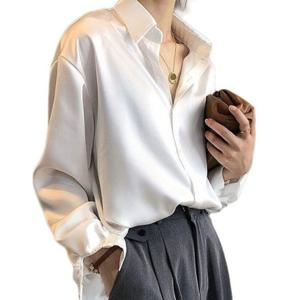 우먼즈 샤이닝 블라우스 단정핏 일상룩 셔츠 새틴 카라 남방