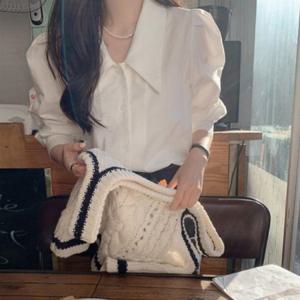 빅칼라 화이트 셔츠 여성 오버핏 피터팬카라 블라우스