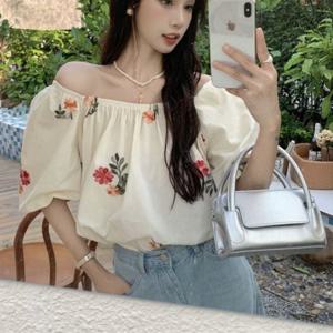 오프숄더 여름코디 여자오프숄더 자수 플라워블라우스 퍼프소매 블라우스