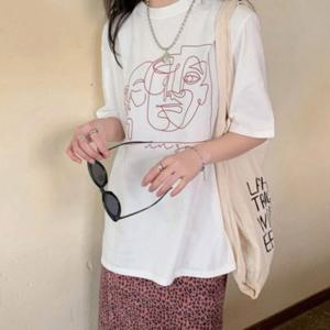 흰반팔티 프린팅반팔티 롱티셔츠 데일리 여자반팔면티 여자빅사이즈반팔티