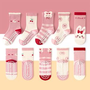 핑크색 리본과 토끼 무늬가 있는 어린이용 바닥 양말 5팩, 소녀, 아기, 유아용 미끄럼 방지 부드러운 밑창 실내 양말, 체리 과일과 문자 디자인, 일상생활에 적합
