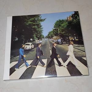 애비 로드 CD 앨범, 60년대 클래식 & 사이키델릭 록, 아이코닉한 하모니, 시대를 초월한 프로덕션, 전설적인 인스트루멘탈