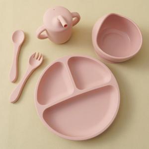 컬러 키즈 5PCS 실리콘 아기 식기 세트 흡착판 접시 스푼 포크 BPA 프리 학습용 식기 식사용 식기