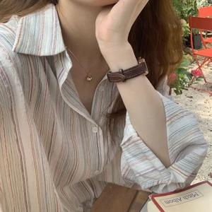 캐주얼 스트라이프 셔츠 여성용 겉옷 봄 여름 새로운 느슨한 얇은 긴 소매 게으른 스타일 블라우스 코튼 소재 폴로 칼라