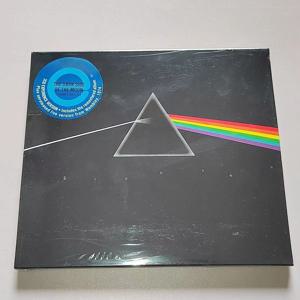더 다크 사이드 오브 더 문 라이브 앳 웰브리 1974 앨범, 아이코닉한 프로그레시브 & 사이키델릭 록 라이브 레코딩 CD