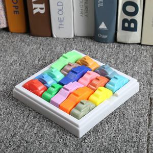 우주 돌진 교통 논리 게임 교육 퍼즐 자동차 보드 게임 IQ 자동차 탈출 그리드 잠금 주차장 어린이를위한 십대 (무작위 색상)