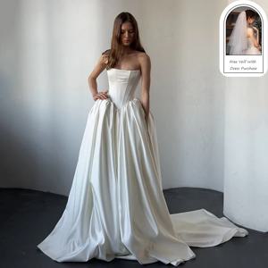 Eightree Boho a 라인 웨딩 드레스 Strapless Sweep Train 새틴 신부 드레스 공식 긴 웨딩 볼 댄스 파티 드레스 맞춤형