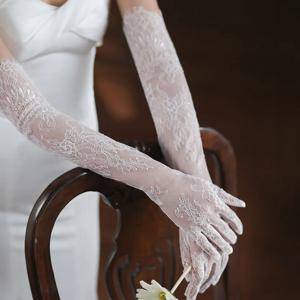 흰색 긴 레이스 섹시한 메쉬 속눈썹 장갑 Tulle Bridal 웨딩 팔꿈치 오페라 파티 의상 액세서리 얇은 투명 중공