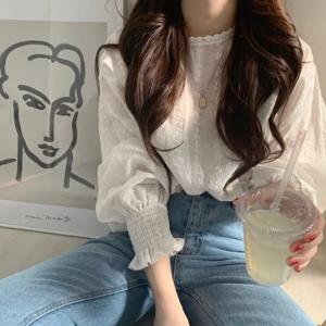 우아한 여성용 레이스 셔츠 봄 패션 루즈핏 속이 비치는 긴팔 베이스 레이어 랜턴 슬리브 울트라 페어리 테일 스타일 블라우스
