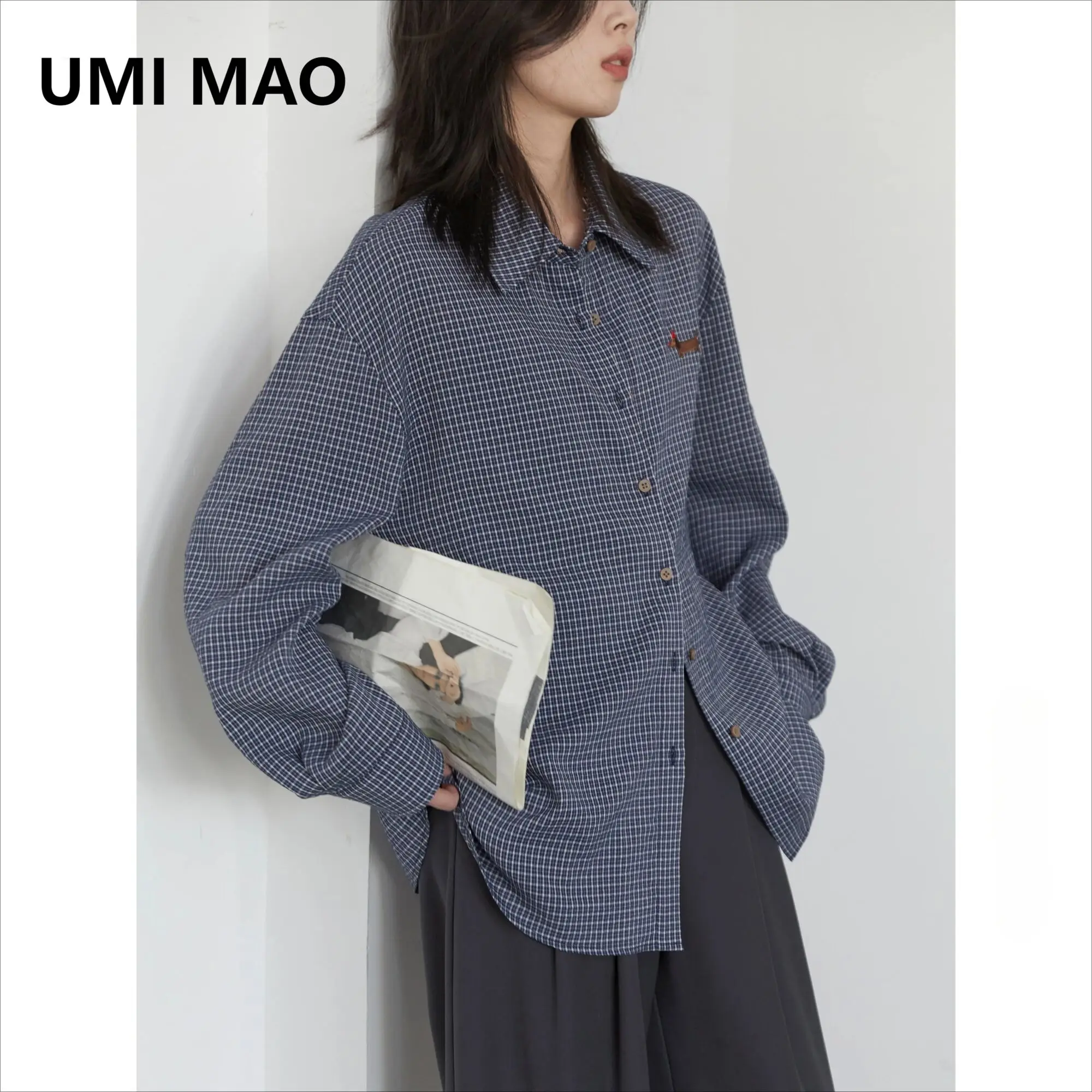 UMI MAO 100% 순면 여성 셔츠 긴팔 싱글 버튼 신상 루즈핏 캐주얼 자수 체크 블라우스 레트로 여성 상의 봄