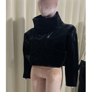 가을 시원하고 멋진 오버사이즈 방수 방풍 퀼팅 따뜻한 짧은 반짝이는 반사 블랙 PU 가죽 재킷 여성 의류