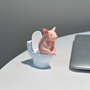 화장실에 있는 사랑스러운 분홍색 돼지 장식품 - 가정, 사무실 및 자동차를 위한 기발한 PVC 장식 |   친구들에게 이상적인 선물 |   다용도 실내용