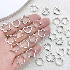 30/50개 하트 별 모양 합금 앤틱 실버 참 장식 비즈 루즈 스페이서 비즈 쥬얼리 제작 DIY 목걸이 팔찌 액세서리
