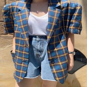레트로 체크 무늬 여성용 가벼운 루즈핏 반소매 정장 재킷 시크하고 다재다능한 여름 아우터 캐주얼 통근 스타일 중국 생산