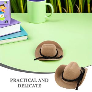 4Pcs 미니 카우보이 모자 6.5cm 인형 집 장식용 작은 서양 모자 미니어처 파티 선물 컵케이크 토퍼 공예 액세서리
