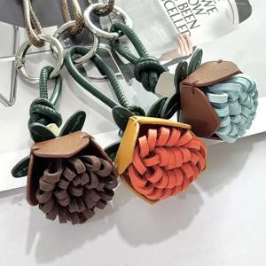 창의적인 솔방울 꽃볼 가방 장식 귀여운 태슬 볼 수제 로프 키체인 가방 장식 참신한 가방 액세서리