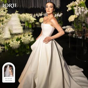 LORIE 우아한 스트랩리스 웨딩 드레스, 플리츠 백리스 비치 신부 가운, 연인 랜덤 구김 맞춤형 화이트 신부 원피스