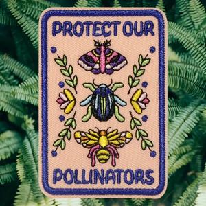 1PC 우리의 Pollinators를 보호하십시오 수 놓은 패치 곤충 자연 배지 선물 철 의류 모자 가방 자켓 트럭 모자에 대한 패치