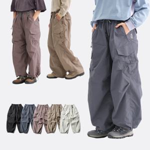 울트라 느슨한 경량 야외 기능성 바지 남성 여성 방수 빠른 건조 Techwear 넓은 다리 카고 바지 트랙 바지