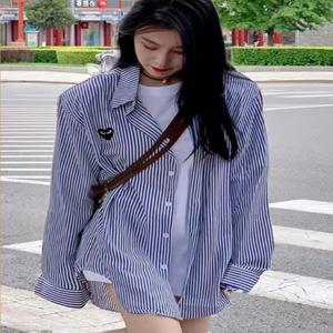 루즈 스트라이프 셔츠 재킷 여성 봄 가을 캐주얼 대형 사이즈 긴팔 블루 셔츠 통근 스타일 한국 버전