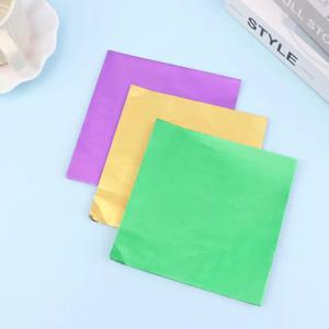 100Pcs 15x15CM 알루미늄 호일 포장지 시트 사탕 초콜릿 웨딩 파티 포장 호일 컬러 포장지 종이