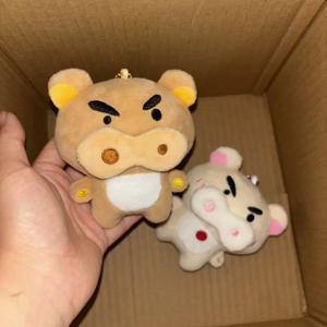 새롭고 귀여운 곰 돼지 플러시 키체인 재미있는 표정의 부드러운 장난감 펜던트 만화 인형 귀여운 장식 가방 크리스마스 귀여운 선물 친구 아이들께