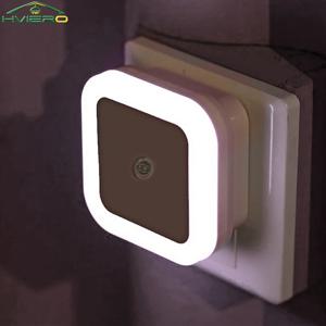모션 센서 LED 야간 조명 스마트 플러그 작동식 WC 침대 옆 램프 벽 램프 방 복도 통로 화장실 홈 조명 전구