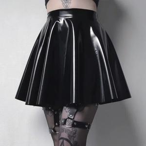 여성용 광택 PVC 에나멜 가죽 스커트, 섹시한 젖은 룩 가죽 플리츠 스커트, 앞 바디콘 탄성 라텍스 미니 짧은 스커트