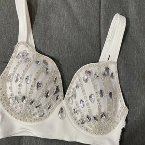 섹시한 화이트 다이아몬드 브라 속옷 퍼포먼스 의상 (바, 나이트클럽, 무대 공연용) 다용도 댄스 리더 의상 건강한 소재