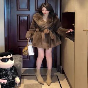 우아한 여성용 퍼 코트, 칼라업 겨울 패션 디자인, 고급 명품 아우터웨어, 긴소매, 루즈핏, 레귤러 길이