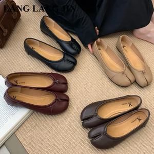 스프링 스플릿 토 여성 발레 플랫 패션 타비 슈즈 캐주얼 슬립온 로퍼 여성 플리츠 가죽 에스파드리유 자파티야스 무헤르