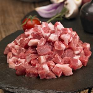 삼삼한 냉장고 보관 가능한 돼지 앞다리살 500g 찜개용 진공 포장된 미박 앞다리살