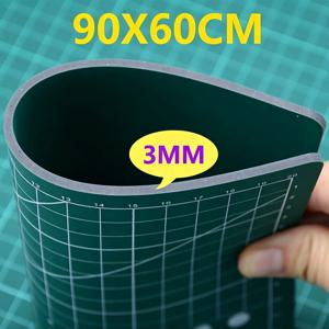 A1 90x60CM 3MM 자가복원 PVC 커팅 매트/패드, 3중 레이어 무손상 커팅 보드 (재봉, 퀼팅, 공예, 종이 커팅용) 두꺼운 절단 패드, 조각판 쓰기용 식사 패드, 그림판 A1 수제 커스터마이징 가공 가능 패드 모형, 비닐 플라스틱 PVC 필름 접착식 각인 기계용 패드