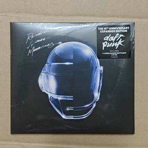 Daft Punk Random Access Memories 10주년 기념 확장판 – 시대를 초월한 전자 디스코 펑크 스튜디오 앨범 걸작
