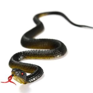 45cm 가짜 실물 같은 고무 장난감 뱀 시뮬레이션 아나콘다 무서운 할로윈 조류 퇴치 소품 장난 꾸러기 장난감 액세서리
