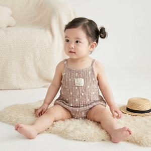 여름 한국 스타일 아기 바디수트 폴카 도트 고양이 아플리케 민소매 롬퍼 여아용 부드럽고 통기성 좋은 유아복 데일리