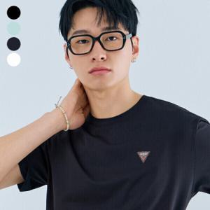 게스 26SS 시즌특가 ON 유니 세미오버핏 고신축사 와펜 반팔티셔츠 NQ2KE409