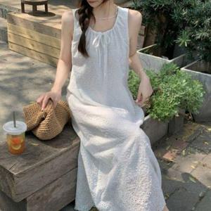 [옷자락]여자 러블리 펀칭 리본 스트랩 자수 민소매 롱 원피스
