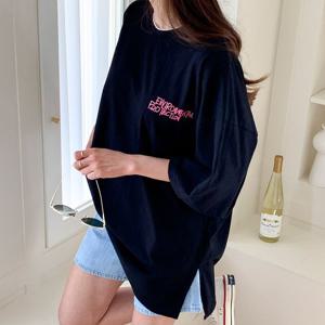 네쥬 여성 여름 오버핏 레터링 박스 트임 반팔 티셔츠