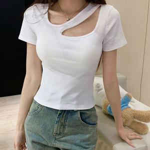 쇄골 트임 크롭 반팔티셔츠 2color DK-0358 (WFJ8VH6)