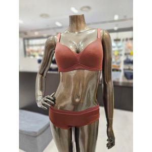 갤러리아_버건디 스포츠 노와이어 브라,팬티세트(A~D,90B)[플레이텍스]3N19