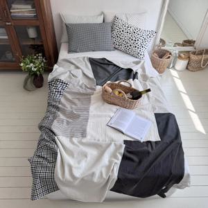 Luvim All-black Patchwork 러빔 올블랙 패치워크 홑겹이불