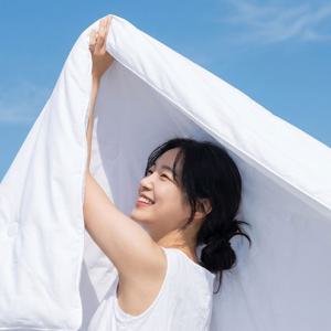 가볍고 시원하게 덮는 여름 냉감 쿨링 차렵이불