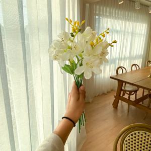프리지아 조화 한단 (3컬러) 생화같은 후리지아 조화꽃 인테리어용 꽃꽃이 재료