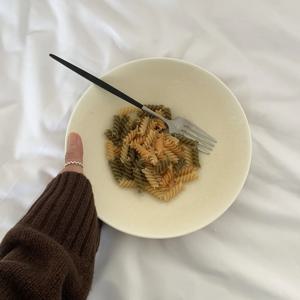 소프트옐로 머랭 파스타볼