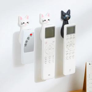 고양이 캐릭터 부착형 벽걸이 자석 리모컨거치대 보관함 리모콘정리함 꽂이